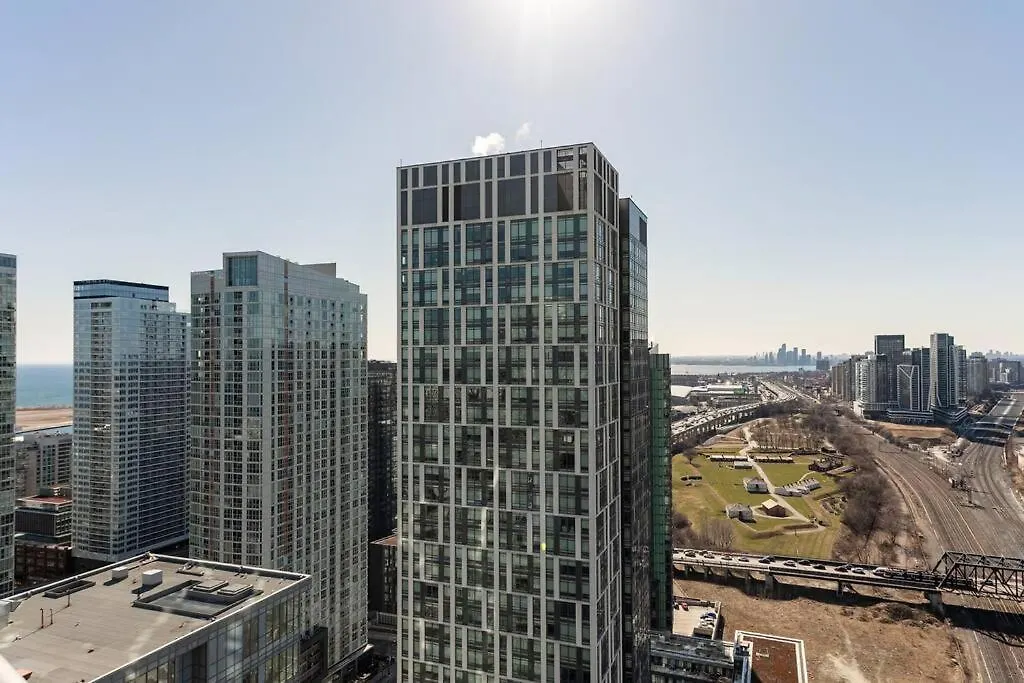 Luxury Downtown Lakeview & City View Condo Toronto 0*,  Canada