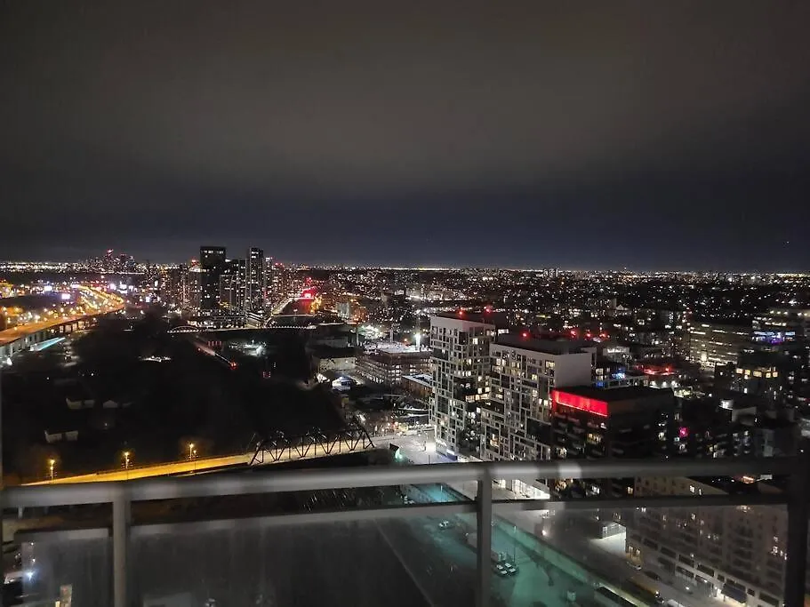 Luxury Downtown Lakeview & City View Condo Toronto Canada